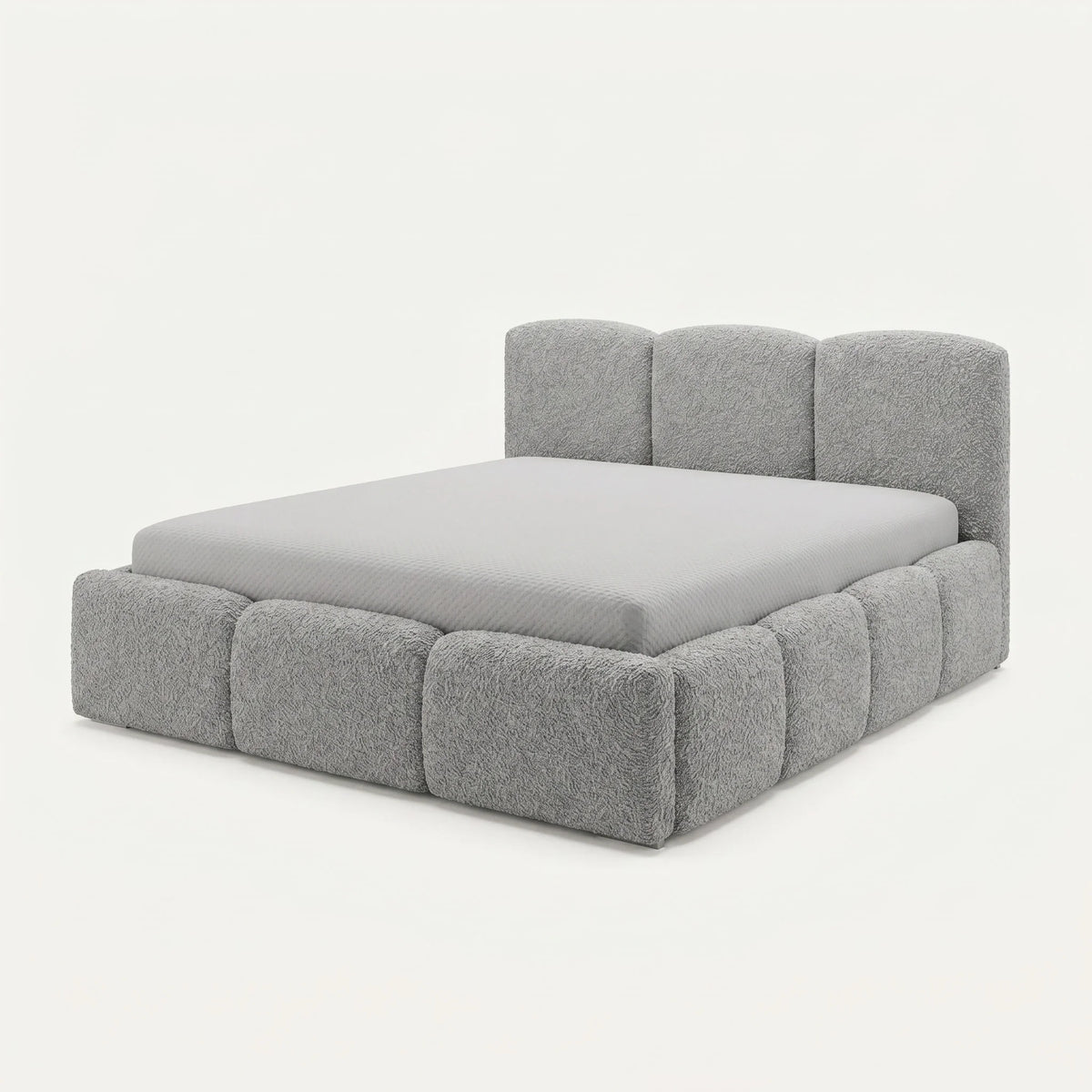 Bett Fluffy