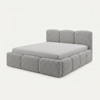 Bett Fluffy