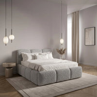 Bett Fluffy